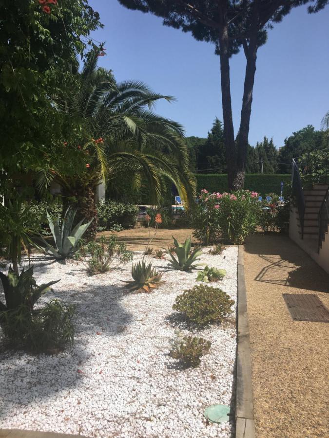 Saint-Tropez En Residence Avec Piscine エクステリア 写真